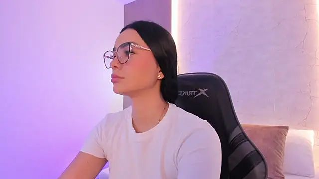 emily tolson online show from March 5, 2026, 7:21 pm