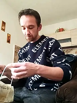 xxxxxcgbn online show from October 19, 2025, 11:33 am