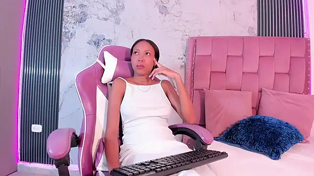 Mia Duarte1 online show from November 22, 2025, 7:24 pm