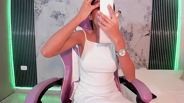 Snapshot of Mia_Duarte1 chatting on February 12, 2026, 7:31 pm Mia Duarte1 online show from February 12, 2026, 7:31 pm