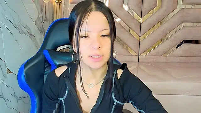 Nanncy r  online show from September 20, 2025, 12:50 pm