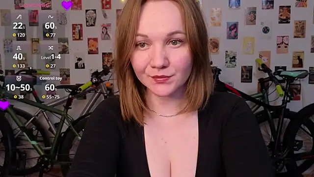 BellaMurrr online show from November 17, 2025, 6:03 pm