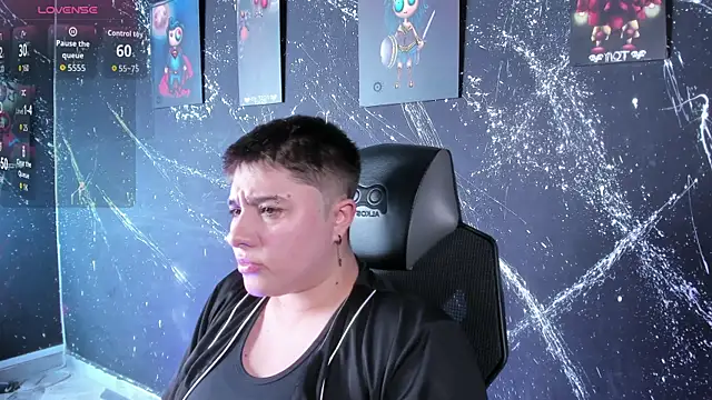 Snapshot of IanGilbert chatting on September 29, 2025, 9:19 pm IanGilbert online show from September 29, 2025, 9:19 pm