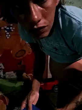 Snapshot of Lagataymoreno chatting on November 12, 2025, 7:24 pm Lagataymoreno online show from November 12, 2025, 7:24 pm