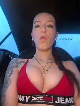 Snapshot of lisapeperoni chatting on February 11, 2026, 4:34 pm lisapeperoni online show from February 11, 2026, 4:34 pm