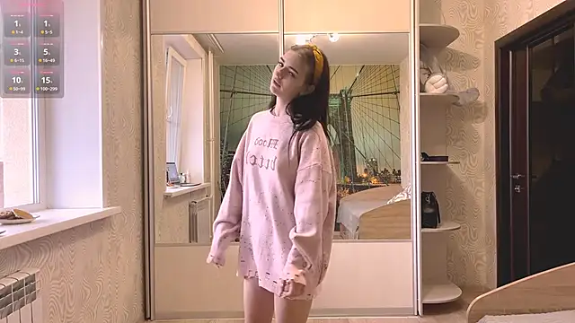 TianaWidell online show from November 4, 2025, 5:17 am