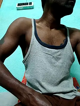 Snapshot of ShinuRoy chatting on November 30, 2025, 11:42 pm ShinuRoy online show from November 30, 2025, 11:42 pm