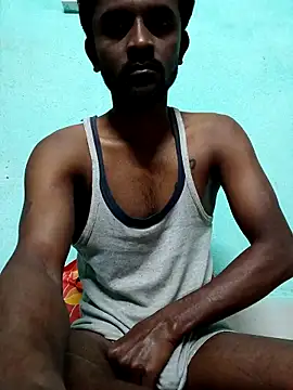 Snapshot of ShinuRoy chatting on December 5, 2025, 12:52 am ShinuRoy online show from December 5, 2025, 12:52 am