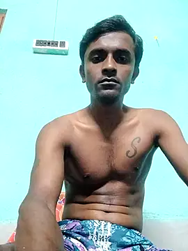 Snapshot of ShinuRoy chatting on December 14, 2025, 12:32 pm ShinuRoy online show from December 14, 2025, 12:32 pm