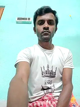 Snapshot of ShinuRoy chatting on December 16, 2025, 11:21 pm ShinuRoy online show from December 16, 2025, 11:21 pm