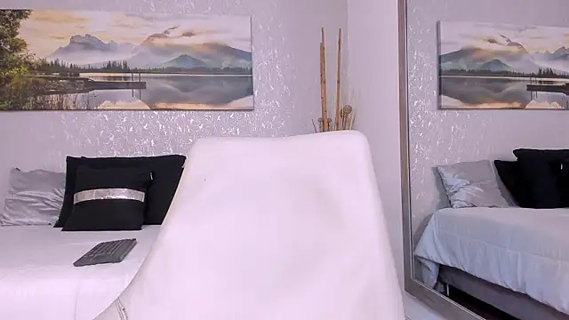 Tyler durten online show from September 20, 2025, 3:07 am