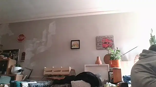 Snapshot of Titilouonlyf69 chatting on March 7, 2026, 10:56 am Titilouonlyf69 online show from March 7, 2026, 10:56 am