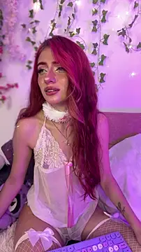 Snapshot of LucyGray chatting on March 6, 2026, 4:09 am LucyGray online show from March 6, 2026, 4:09 am