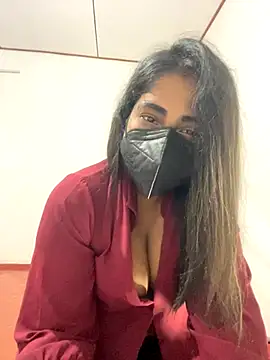 Choco Chuby online show from November 24, 2025, 5:12 pm