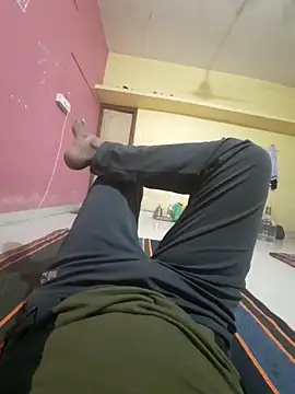 choot paglu online show from December 3, 2025, 7:34 pm