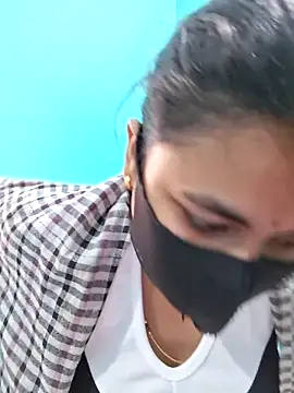 DivyaBhabhi69xh online show from March 5, 2026, 10:55 am