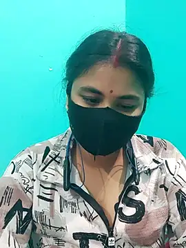 DivyaBhabhi69xh online show from April 4, 2026, 5:54 pm