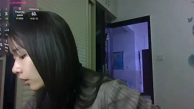 Monice1314 online show from October 27, 2025, 11:58 am