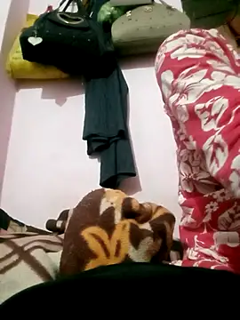 Hot tin74 online show from November 30, 2025, 5:39 pm