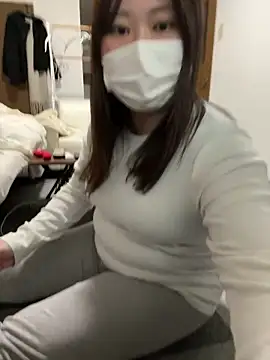 Snapshot of shimera-nohime25 chatting on February 16, 2026, 1:07 pm shimera-nohime25 online show from February 16, 2026, 1:07 pm