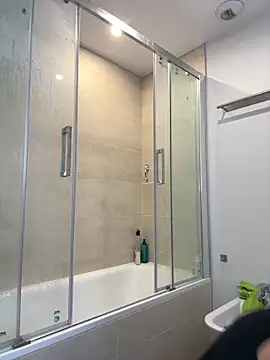 Snapshot of prettylittlefooxy chatting on November 12, 2025, 11:10 am prettylittlefooxy online show from November 12, 2025, 11:10 am