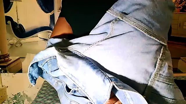 EbonyBloom69 online show from October 17, 2025, 5:43 am