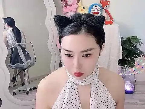 Snapshot of QQ__2025 chatting on September 12, 2025, 10:43 pm QQ 2025 online show from September 12, 2025, 10:43 pm