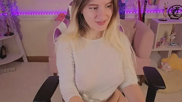 Sonia Meow online show from October 14, 2025, 5:30 am