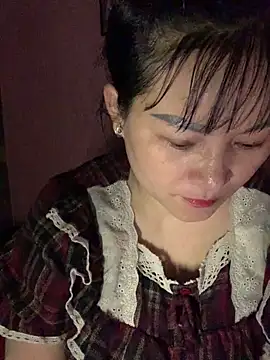 Star-sweet online show from November 5, 2025, 1:38 am