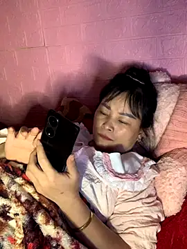 Star-sweet online show from November 20, 2025, 3:12 pm