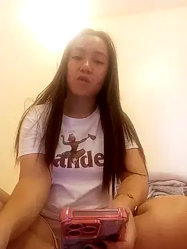 Snapshot of Lovelyclaya chatting on December 4, 2025, 5:17 am Lovelyclaya online show from December 4, 2025, 5:17 am