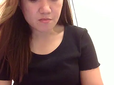 Snapshot of Lovelyclaya chatting on December 18, 2025, 2:50 am Lovelyclaya online show from December 18, 2025, 2:50 am