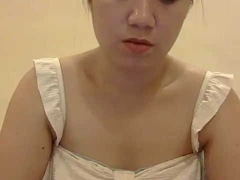 Snapshot of Lovelyclaya chatting on February 18, 2026, 1:07 pm Lovelyclaya online show from February 18, 2026, 1:07 pm