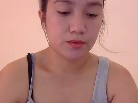 Snapshot of Lovelyclaya chatting on March 6, 2026, 12:18 am Lovelyclaya online show from March 6, 2026, 12:18 am