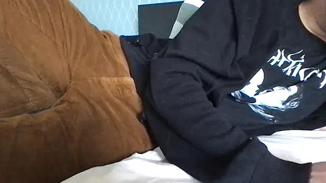 Snapshot of TomieSoichi chatting on September 27, 2025, 4:23 pm TomieSoichi online show from September 27, 2025, 4:23 pm