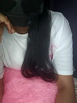 Snapshot of Telugu_sweet_couple_345 chatting on January 15, 2026, 4:55 pm Telugu sweet couple 345 online show from January 15, 2026, 4:55 pm