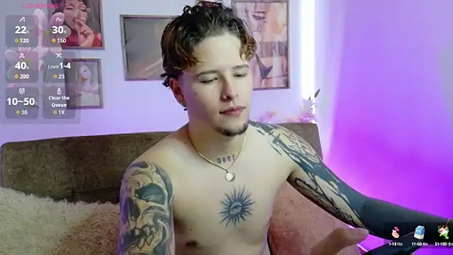 Snapshot of _tylerr_ chatting on September 30, 2025, 5:07 pm tylerr online show from September 30, 2025, 5:07 pm