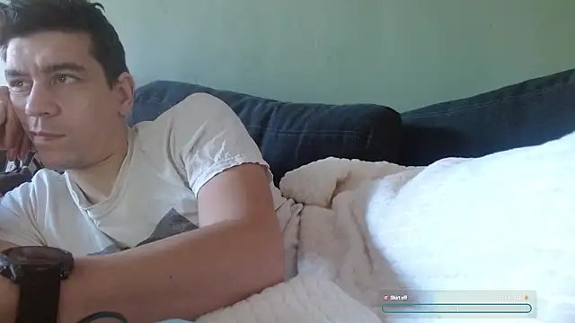 Snapshot of Ador_mask chatting on November 29, 2025, 4:32 pm Ador mask online show from November 29, 2025, 4:32 pm