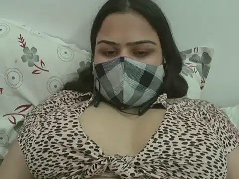 Nataliya Singh online show from September 13, 2025, 2:22 am