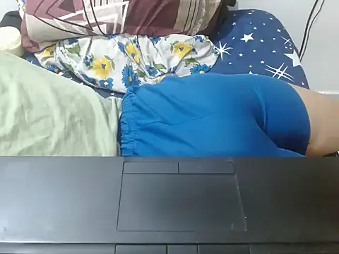 Nataliya Singh online show from February 17, 2026, 1:02 am