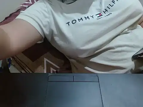 Nataliya Singh online show from February 27, 2026, 1:38 am