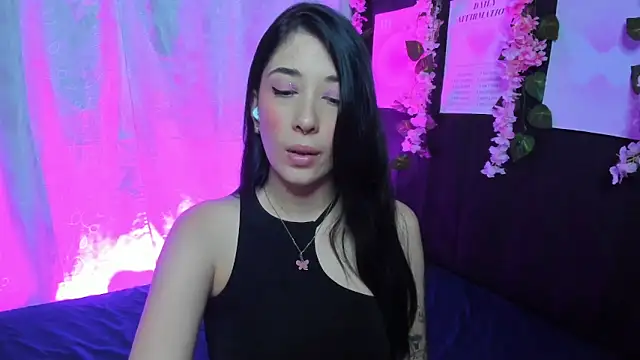 Snapshot of lia__harry chatting on February 16, 2026, 3:35 am lia harry online show from February 16, 2026, 3:35 am