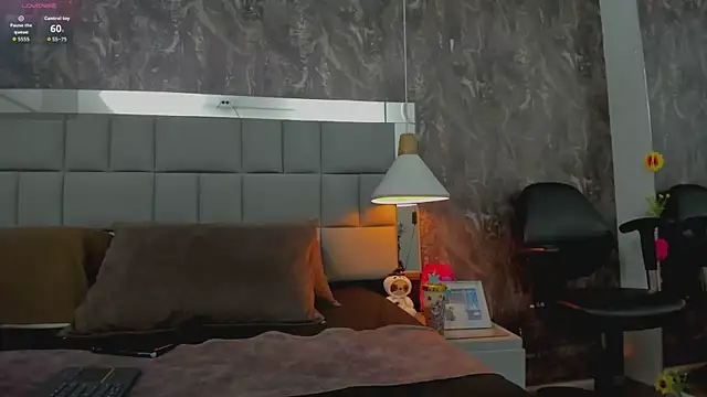 Snapshot of yiyisandoval chatting on February 18, 2026, 7:54 pm yiyisandoval online show from February 18, 2026, 7:54 pm