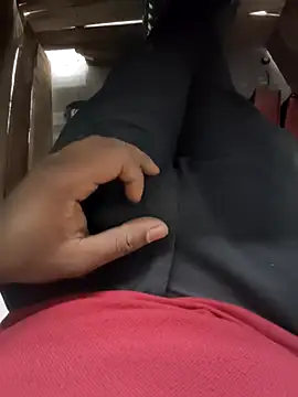 Snapshot of blackyporiki chatting on September 13, 2025, 5:51 am blackyporiki online show from September 13, 2025, 5:51 am