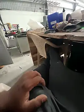 Snapshot of blackyporiki chatting on September 30, 2025, 7:02 am blackyporiki online show from September 30, 2025, 7:02 am