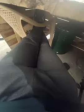 Snapshot of blackyporiki chatting on October 4, 2025, 11:30 am blackyporiki online show from October 4, 2025, 11:30 am