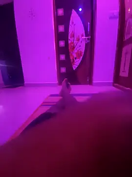 Snapshot of blackyporiki chatting on October 23, 2025, 4:50 pm blackyporiki online show from October 23, 2025, 4:50 pm