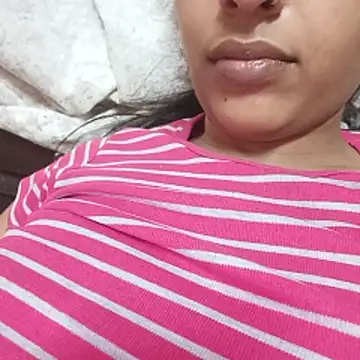 Snapshot of DesiSimran09 chatting on November 3, 2025, 7:15 pm DesiSimran09 online show from November 3, 2025, 7:15 pm