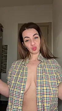 Snapshot of Roxanne_Skye chatting on November 26, 2025, 3:07 am Roxanne Skye online show from November 26, 2025, 3:07 am