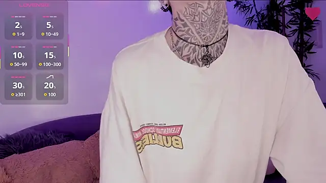 Snapshot of Sammy_f_uck chatting on October 18, 2025, 1:41 am Sammy f uck online show from October 18, 2025, 1:41 am